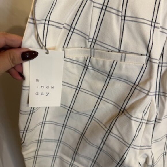 A New Day Kick Flare Windowpane Plaid Pants – Size 12R – NWT - Picture 5 of 5